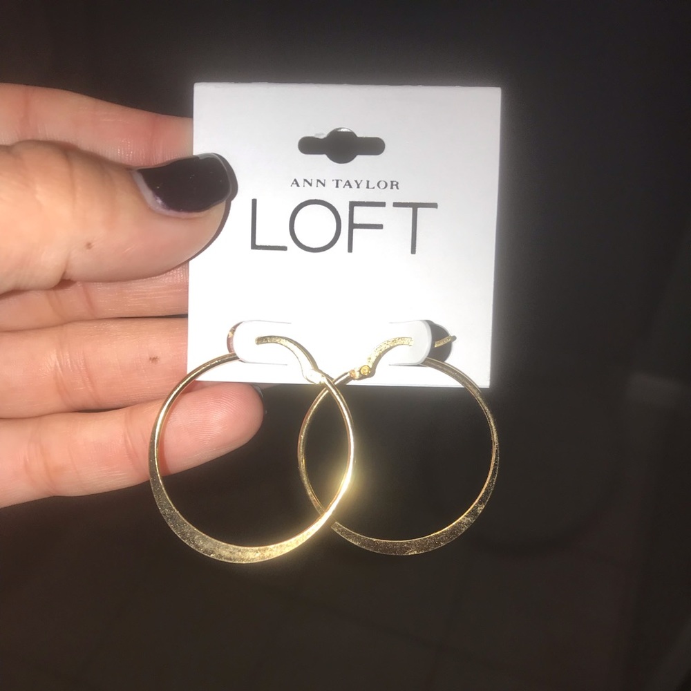 Ann Taylor gold hoop earrings brand new!